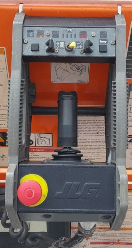 PLATAFORMA TESOURA JLG 2630ES a venda