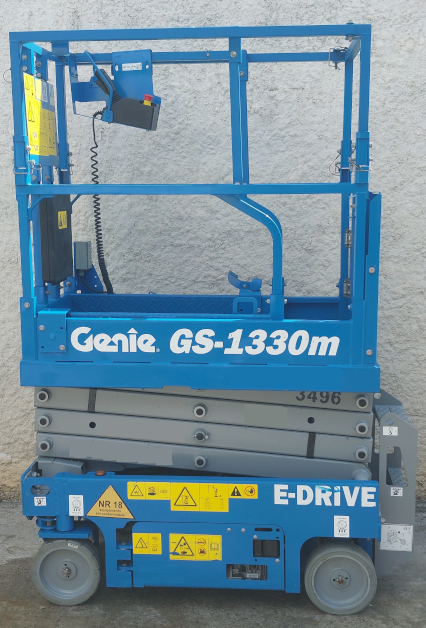 PLATAFORMA TESOURA GENIE GS1330m a venda